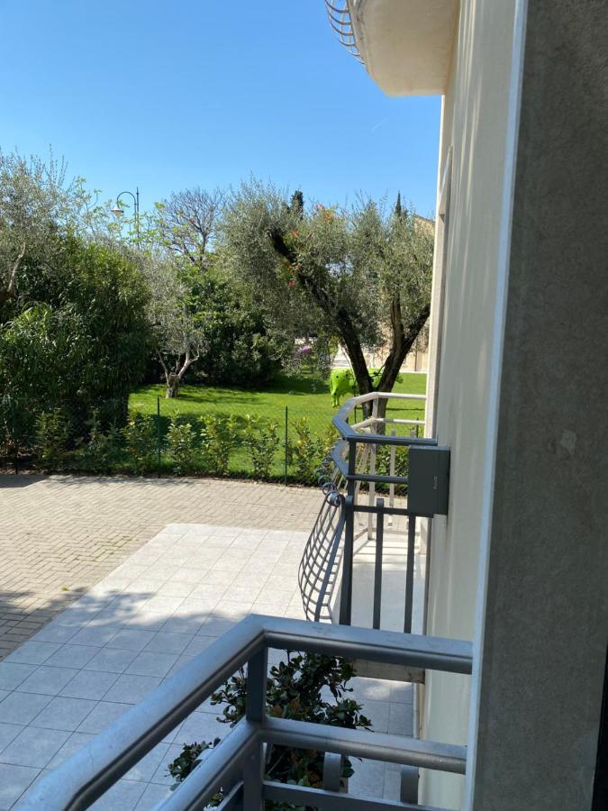 Baia Dei Pini Hotel Torri Del Benaco