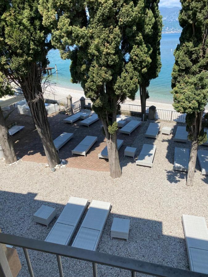 Hotel Baia Dei Pini Torri Del Benaco